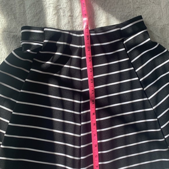 {Decree} High Waisted Skirt - Picture 6 of 7